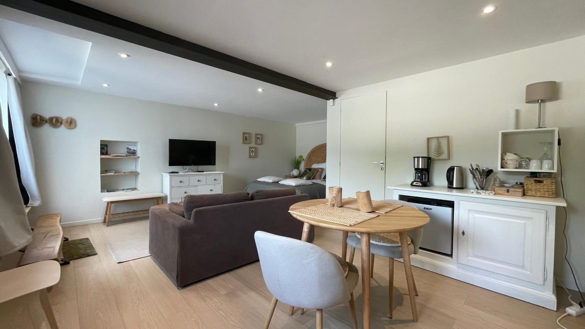 La Canopee Lecelles Luaran gambar