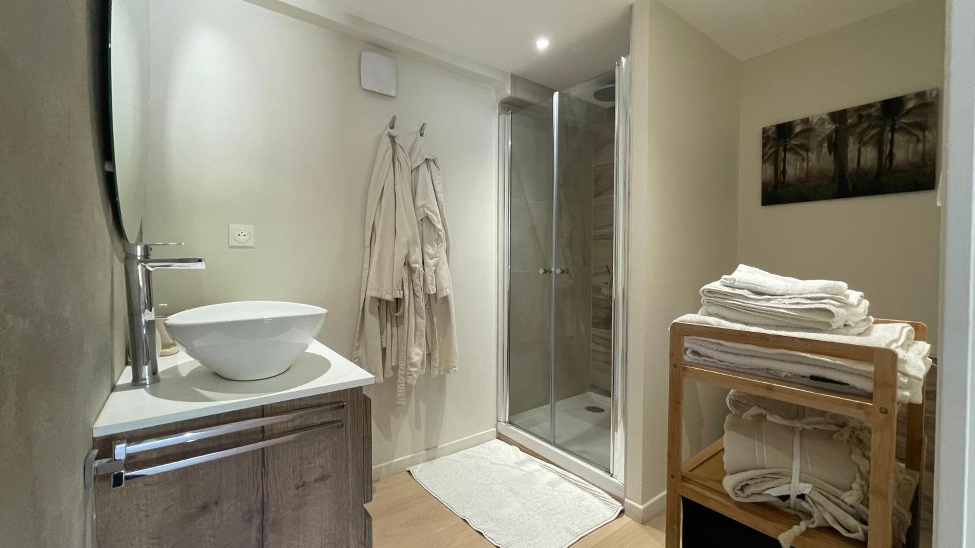 La Canopee Lecelles Luaran gambar